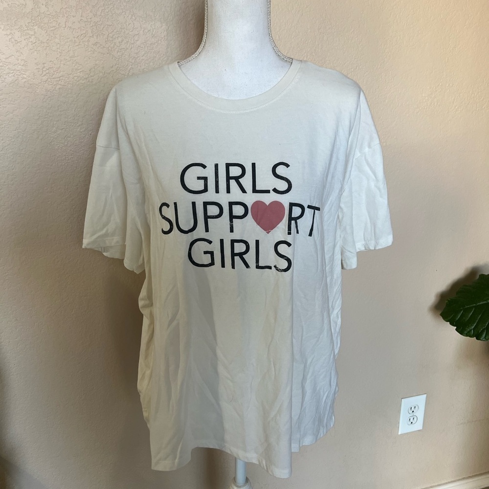 Maurice’s Girls Support Girls Graphic Tee - White with Pink Heart